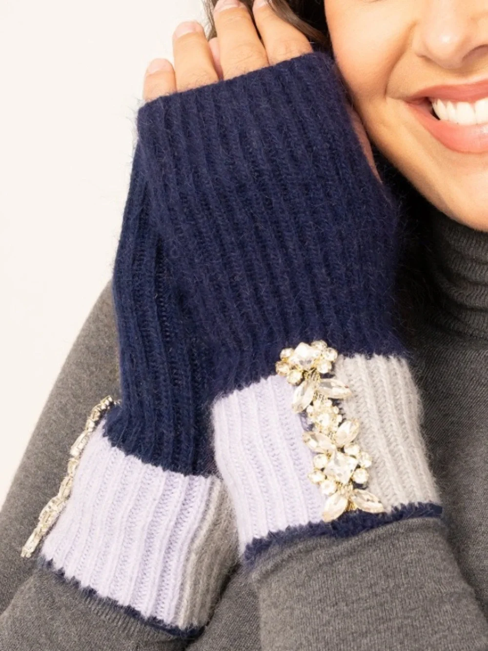 Adrienne Landau Navy and Light purple Crystal-Embellished Knit Fingerless Gloves